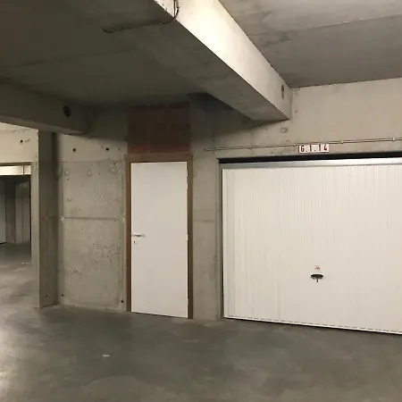 Appt Pablo Met Prive-garage, Vlakbij Zee, In Koksijde-bad