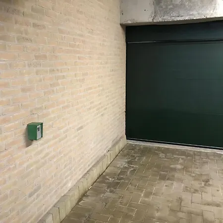 Pablo Met Garagebox 50m Zee * Koksijde