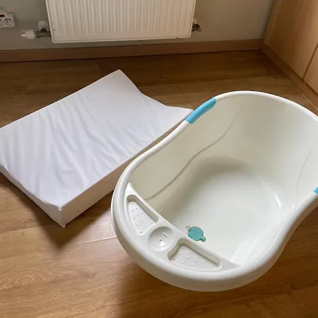 Apartment Appt Pablo Met Prive-garage, Vlakbij Zee, In Koksijde-bad